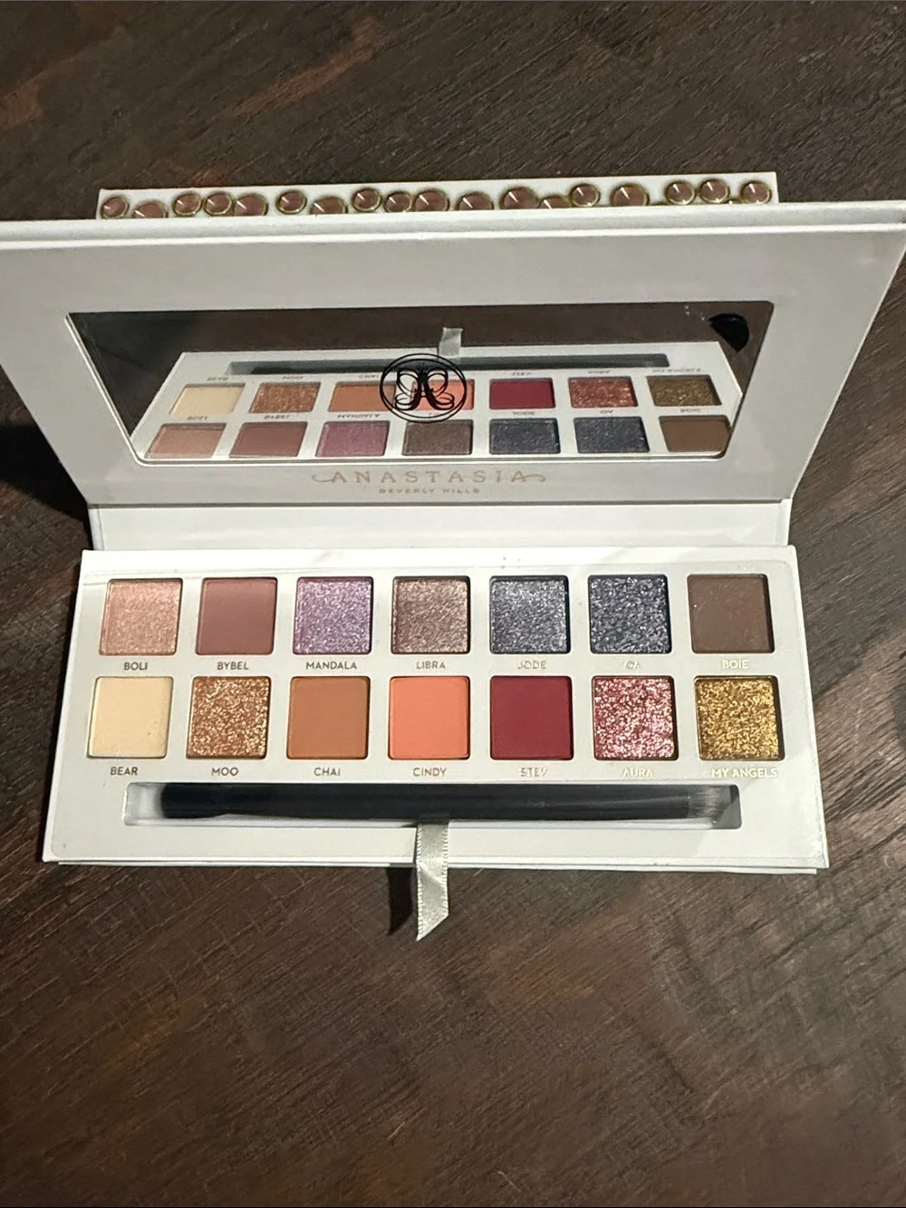 Anastasia Beverly Hills x Carli Bybel Eyeshadow Palette NWT Limited Edition
